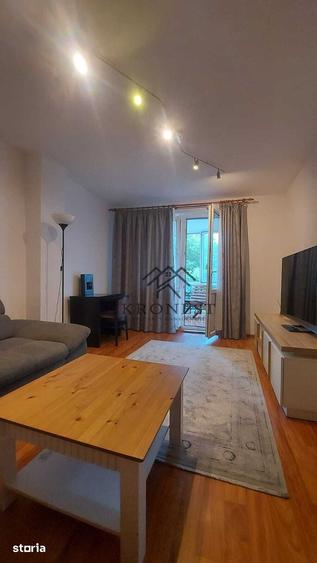 Apartament cu 3 camere decomandat în Griviței