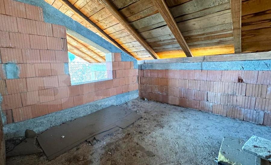 Casă individuală cu 5 camere cu Canalizare în Arcalia