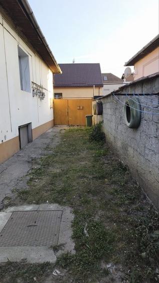 Casă cu 4 camere în Griviței