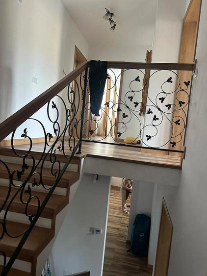 Casă cu Teren 1000 Mp în Central