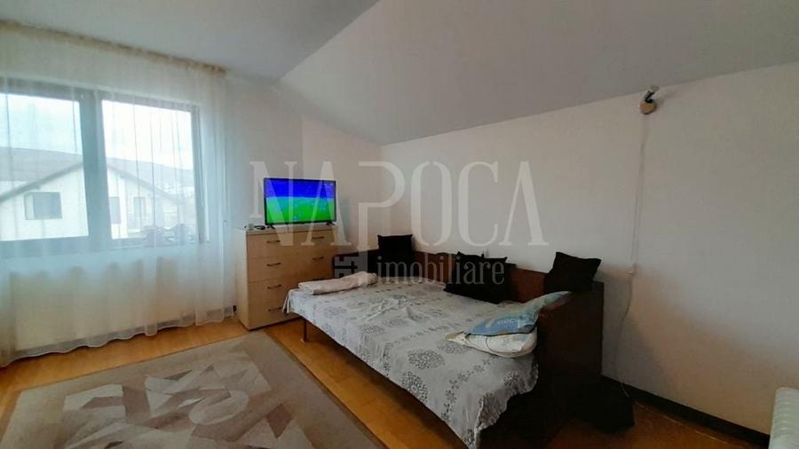 Casă individuală cu 5 camere cu Canalizare în Florești