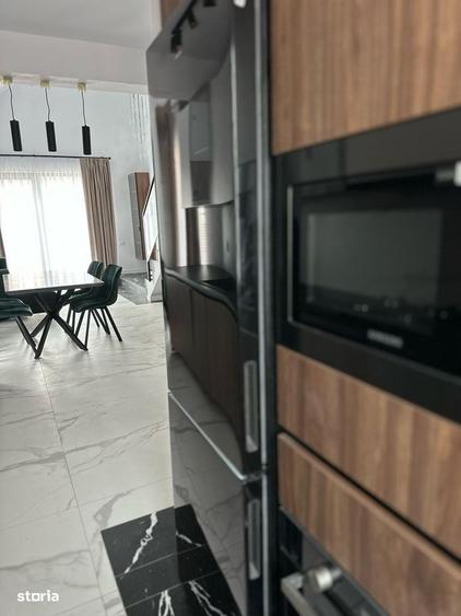 Casă cu 4 camere cu Teren 295 Mp în Central