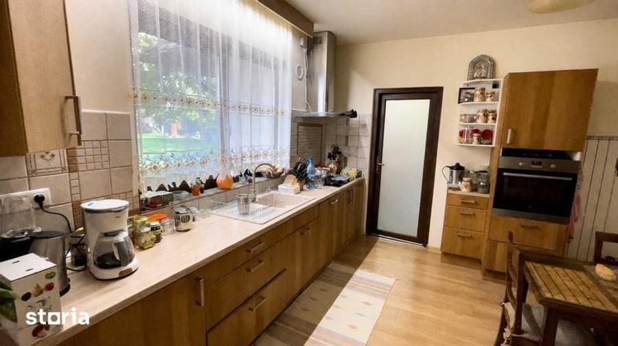 Casa Franceza de vanzare - 4