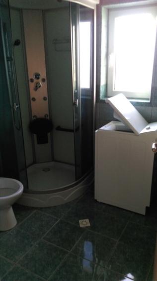 Apartament cu 2 camere decomandat în Florești