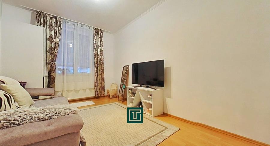 Casă cu 15 camere cu Canalizare în Fântânele
