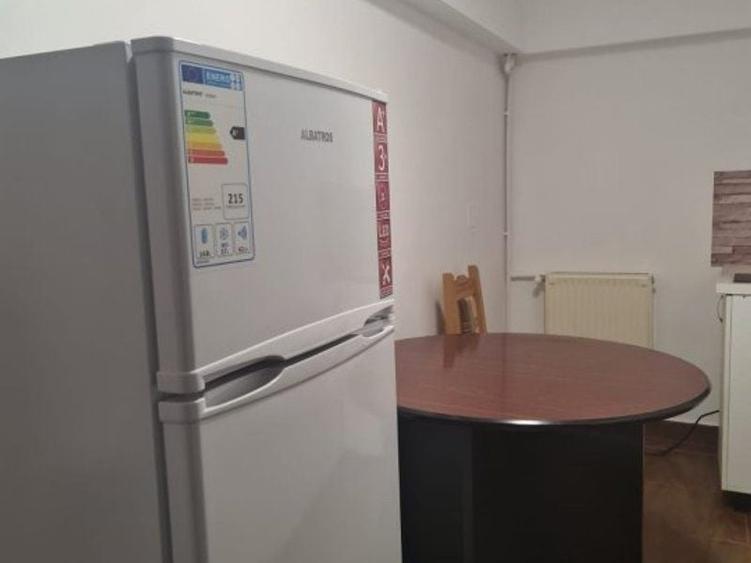 Garsonieră nedecomandată, mobilată în Gării
