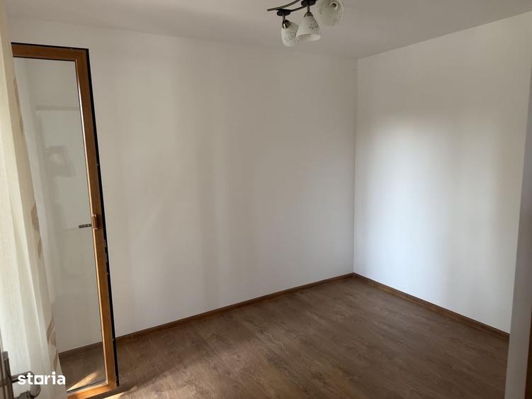 Apartament cu 2 camere în Micro 15