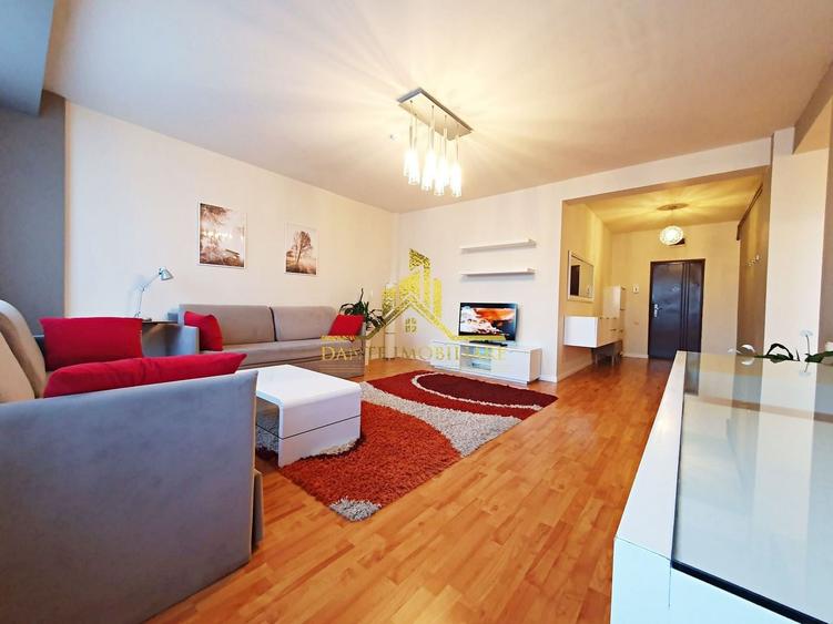 Apartament cu 2 camere semidecomandat, mobilat în Ultracentral
