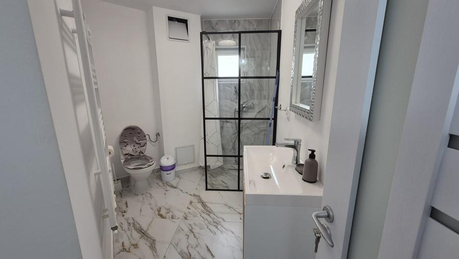 Apartament cu 2 camere decomandat în Siderurgiștilor