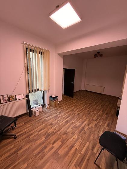 Spațiu comercial, de 90 mp, în 13 Septembrie