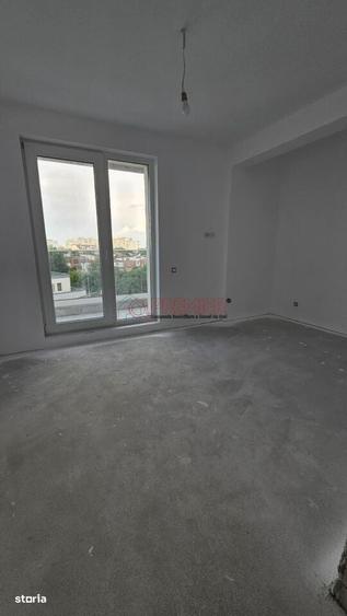 Apartament cu 4 camere în Brâncoveanu