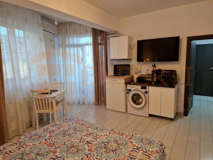 Apartament cu 2 camere semidecomandat, mobilat în Mamaia-Sat