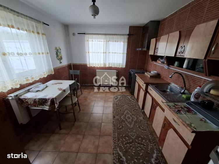 Casă cu 4 camere în Mogoșești