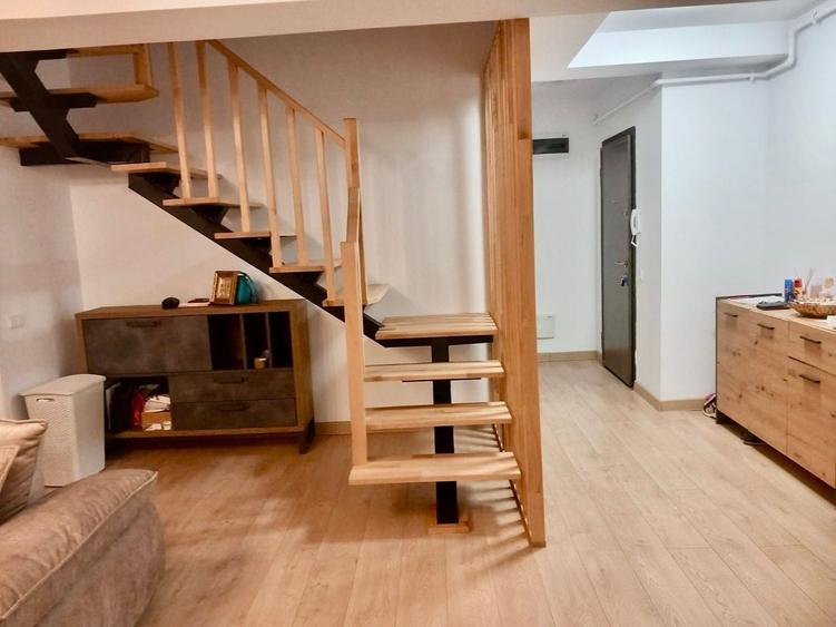 Apartament cu 3 camere decomandat, mobilat în Drumul Taberei