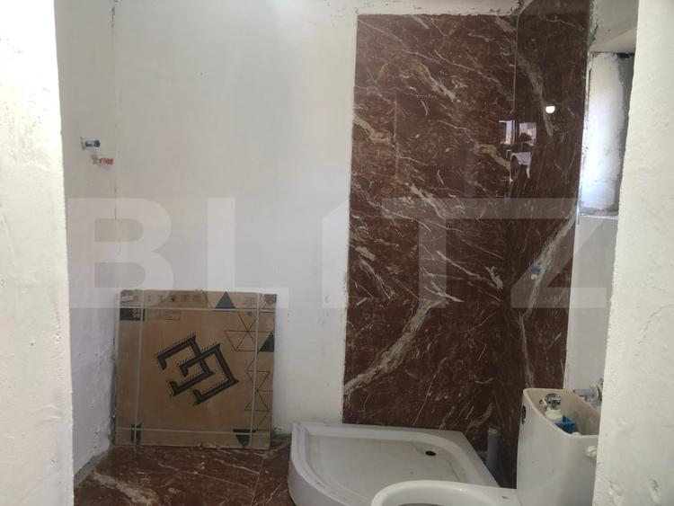 Casă individuală cu 1 camere cu Canalizare în Petin
