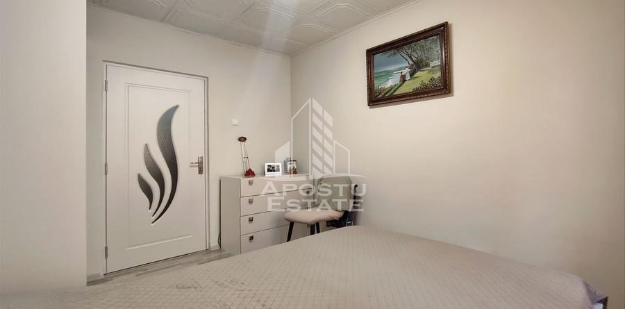 Apartament cu 4 camere semidecomandat, mobilat în Miorița