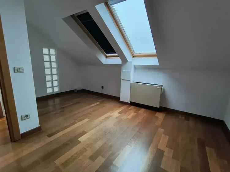 Apartament cu 3 camere decomandat, mobilat în Herăstrău