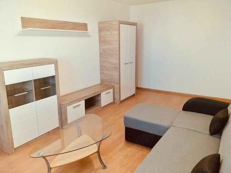 Apartament cu 2 camere decomandat, mobilat în Titan