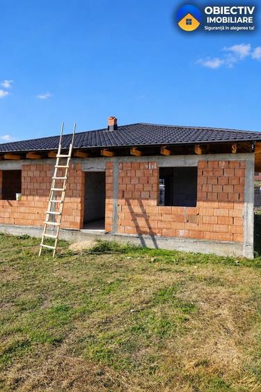 Casă cu Teren 600 Mp în Dumbrava