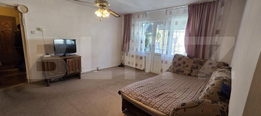Apartament cu 2 camere semidecomandat, mobilat în Micro 16