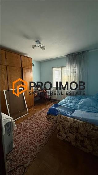Apartament cu 3 camere decomandat, mobilat în 1 Decembrie