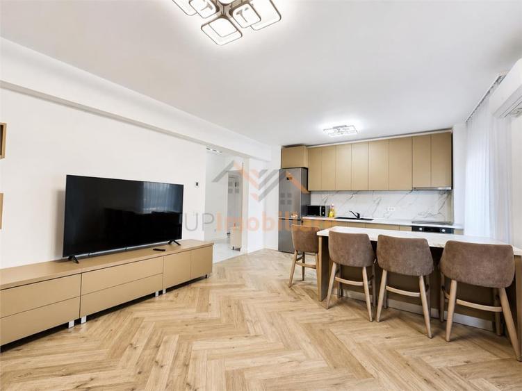 Apartament cu 3 camere decomandat în Nufărul