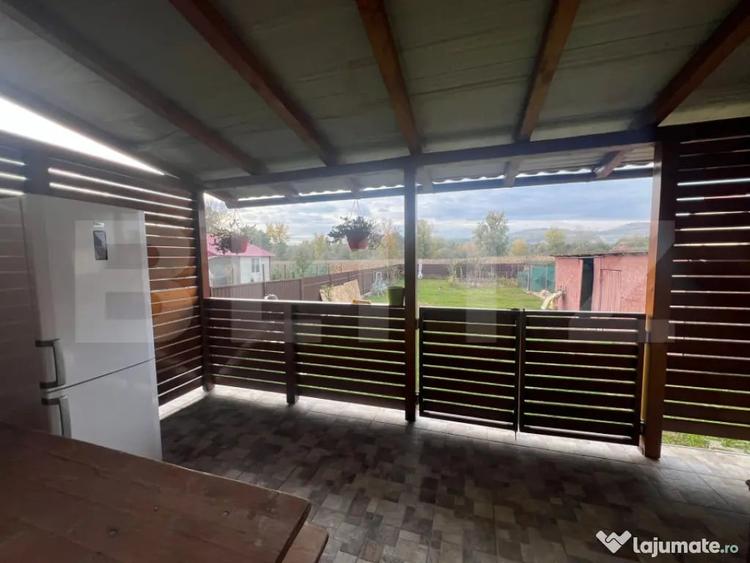 Casă cu 5 camere cu Teren 708 Mp în Central