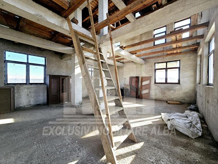 Spațiu industrial, de 320 mp, în Lipoveni