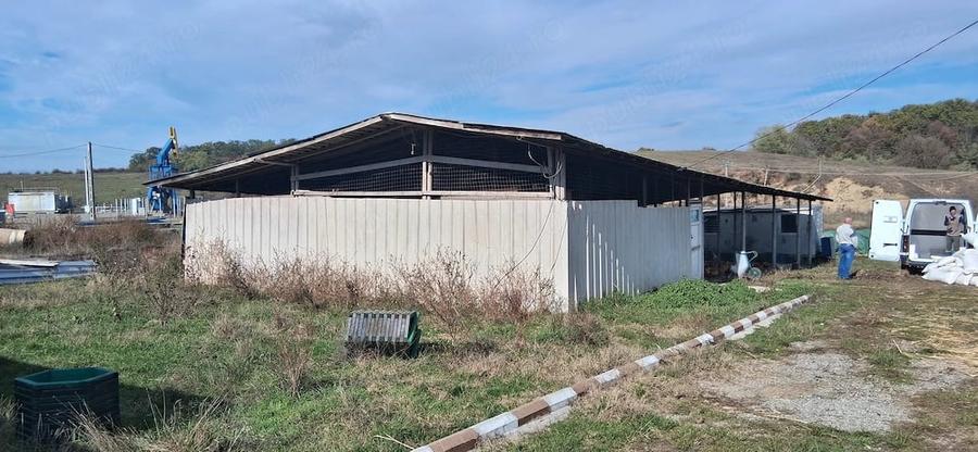 Spațiu comercial, de 4,000 mp, în Central