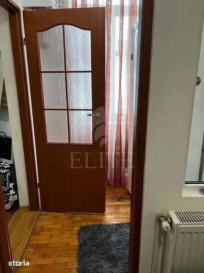 Apartament o camera in zona MAGAZINUL CENTRAL - 3