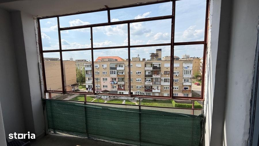 Apartament cu 3 camere decomandat în Ultracentral