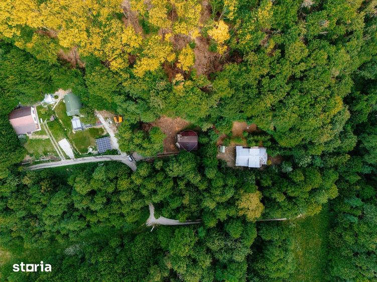 Casă cu 4 camere cu Teren 1292 Mp în Drăganu