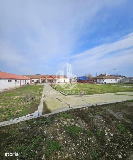 Casă cu Teren 4455 Mp în Central