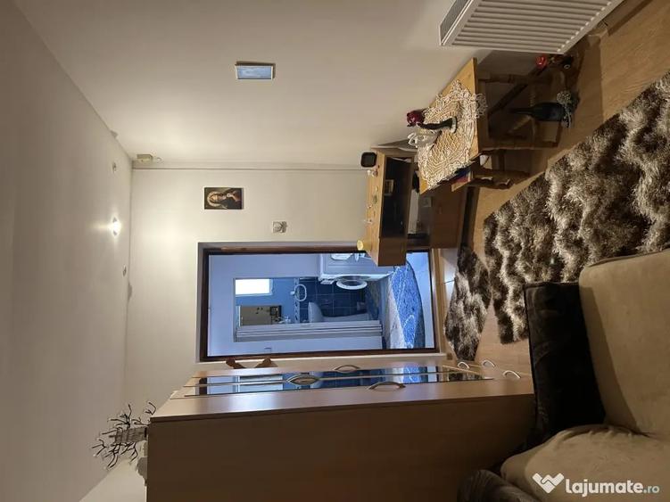 Apartament cu 2 camere decomandat în Exterior Vest
