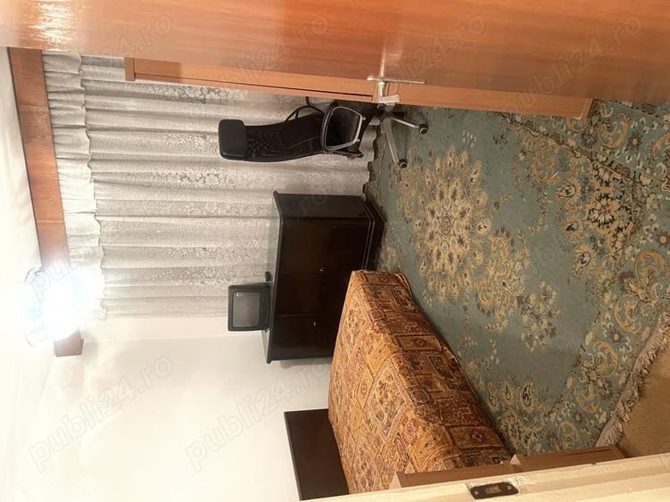 Apartament cu 3 camere decomandat în Drumul Taberei