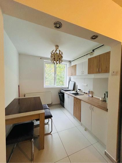 Apartament cu 2 camere semidecomandat în Andrei Mureșanu