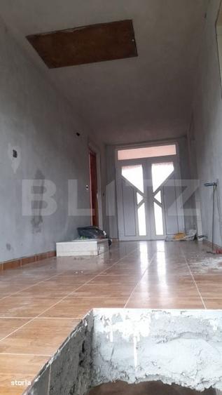 Casă cu 4 camere în Chiraleș