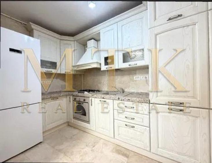 Apartament cu 3 camere decomandat, mobilat în Kiseleff