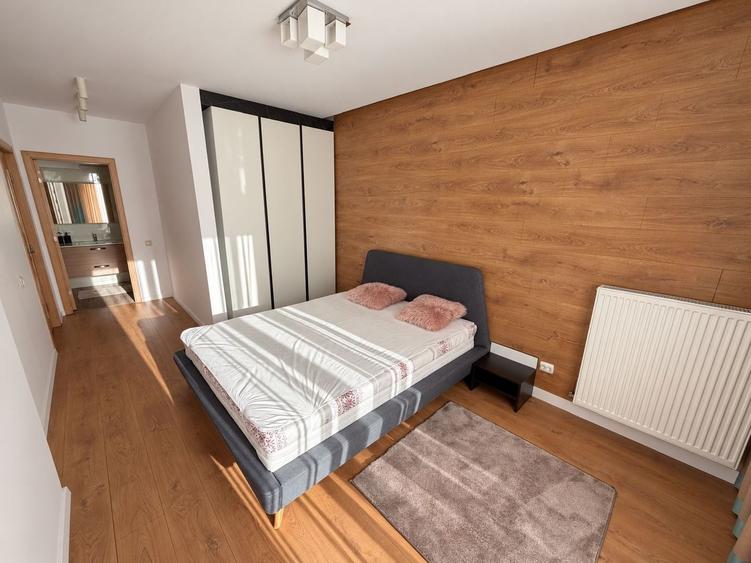 Apartament cu 3 camere semidecomandat, mobilat în Mănăștur