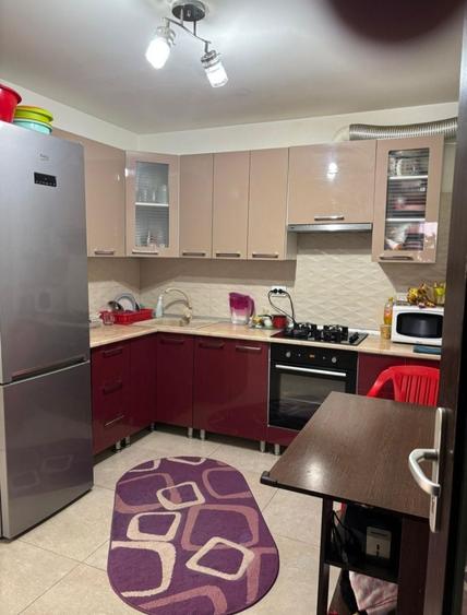 Casă cu 4 camere în Valea Adâncă