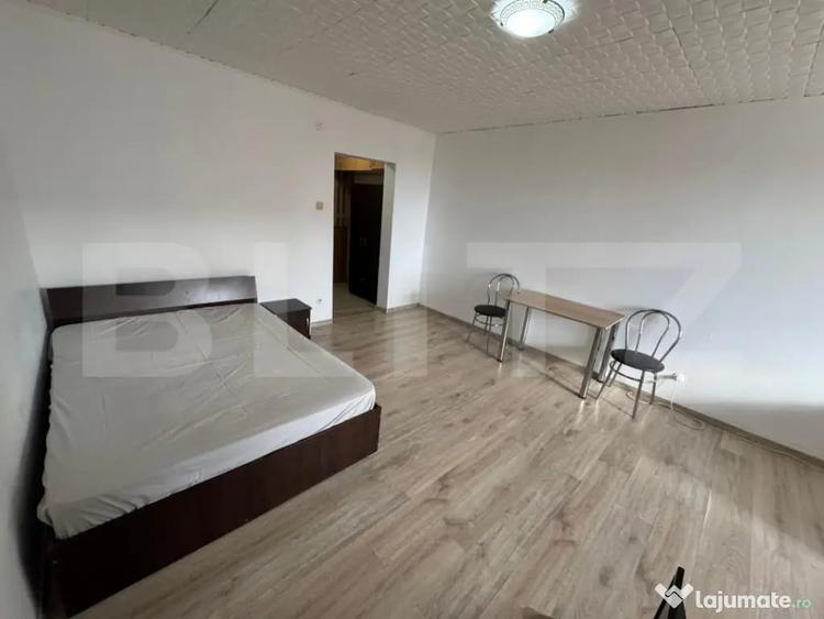 Garsoniera 32mp , Brazda lui Novac, Zona pietei din brazda - 5