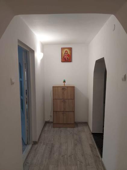 Casă cu 4 camere în Stejaru