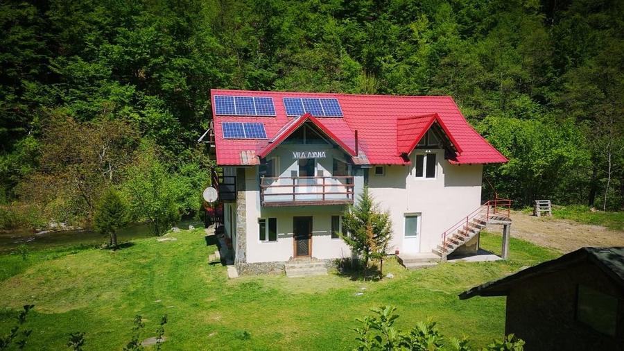 Casă cu 9 camere cu Teren 1029 Mp în Obârșia-Cloșani
