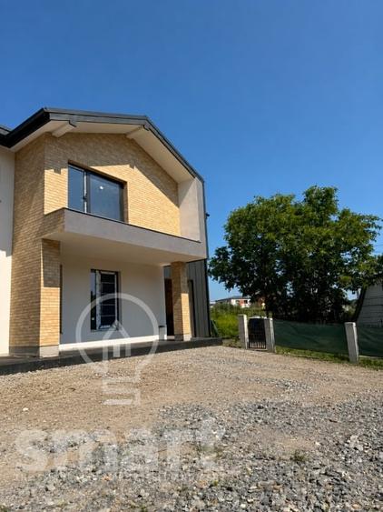 Duplex cu 4 camere cu Canalizare în Mănăștur