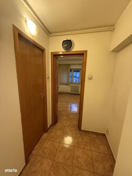 Apartament cu 3 camere decomandat în Decebal