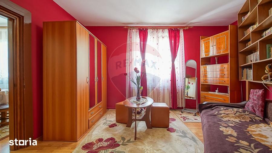 Casă cu 2 camere semidecomandat cu Teren 151 Mp în Bartolomeu
