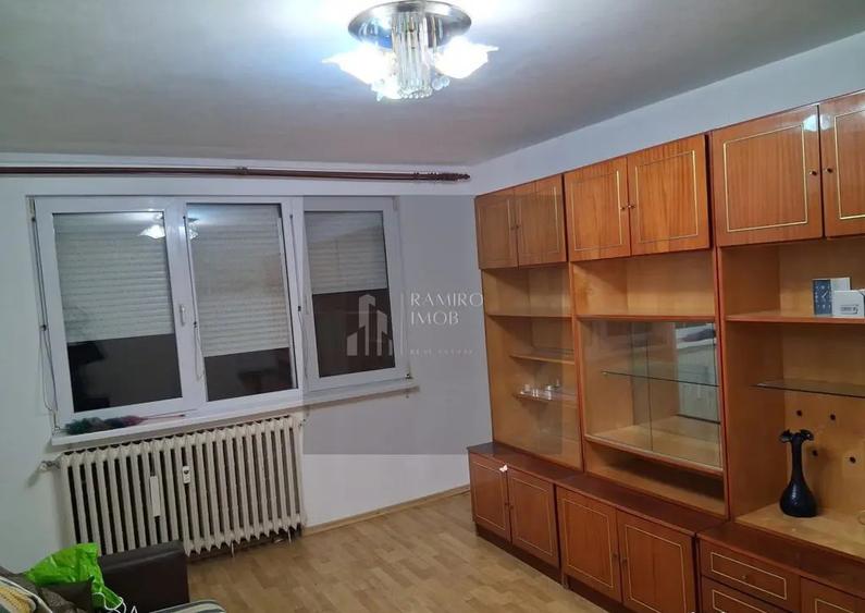 Apartament cu 3 camere decomandat, mobilat în Giurgiului