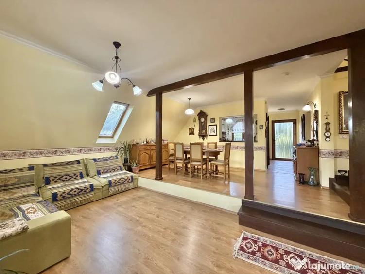Casă cu 4 camere cu Teren 1050 Mp în Sânmihaiu Român