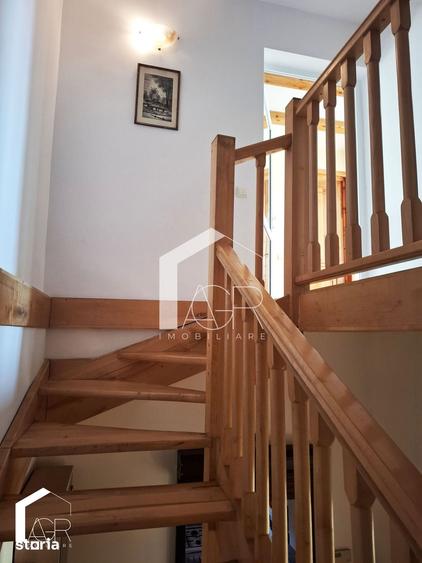 Casă cu 6 camere cu Teren 167 Mp în Republicii