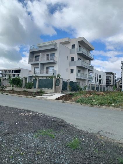 Spațiu comercial, de 840 mp, în Nord